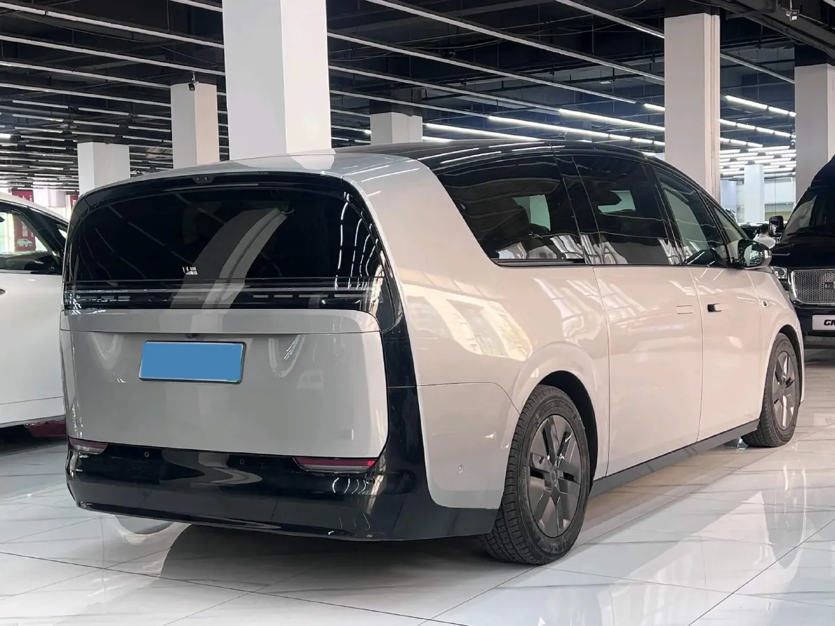 2024 Li MEGA BEV 102.7KWH,autocango,china used car exporter,china ev exporter,chinese used car exporter,chinese used ev exporter