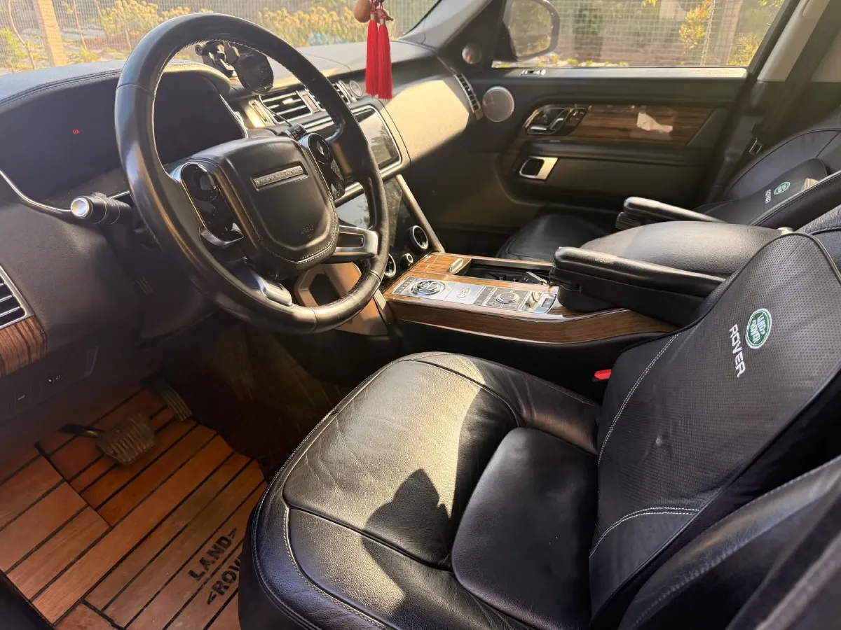 2018 Land Rover Range Rover Evoque 2.0T 241HP L4 9AT,autocango,china used car exporter,china ev exporter,chinese used car exporter,chinese used ev exporter