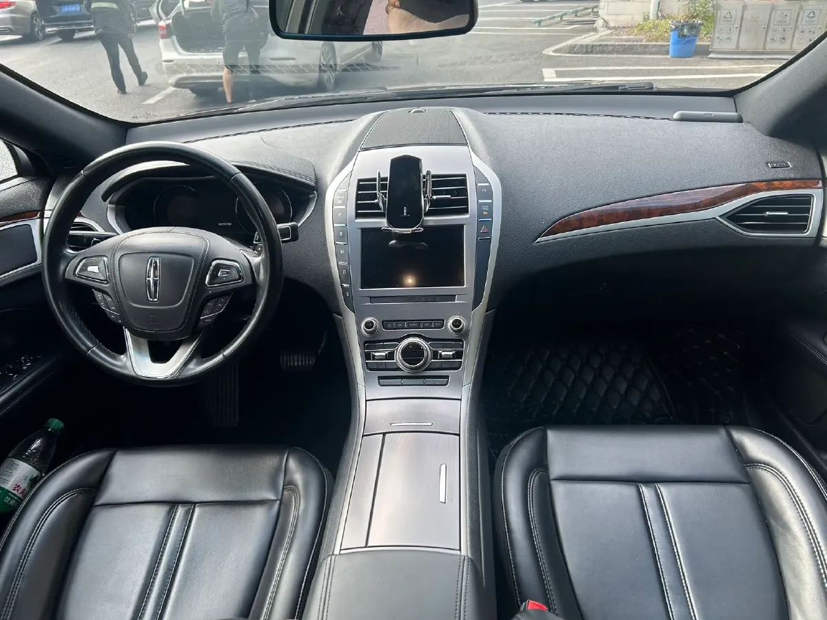 2020 Lincoln MKZ 2.0T 196HP L4 6AT,autocango,china used car exporter,china ev exporter,chinese used car exporter,chinese used ev exporter