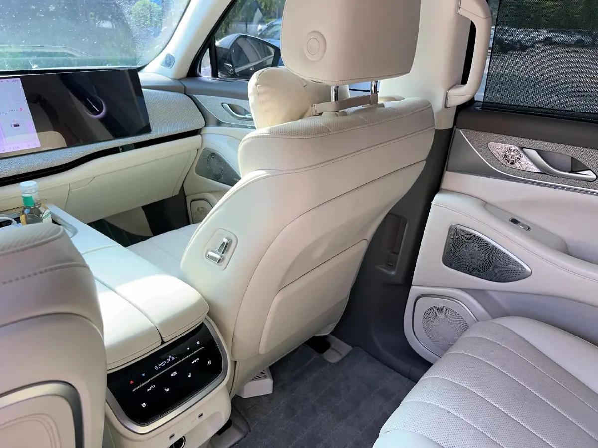 2025 WEY BlueMountain 1.5T 170HP L4 4DHT PHEV 52.3KWH,autocango,china used car exporter,china ev exporter,chinese used car exporter,chinese used ev exporter
