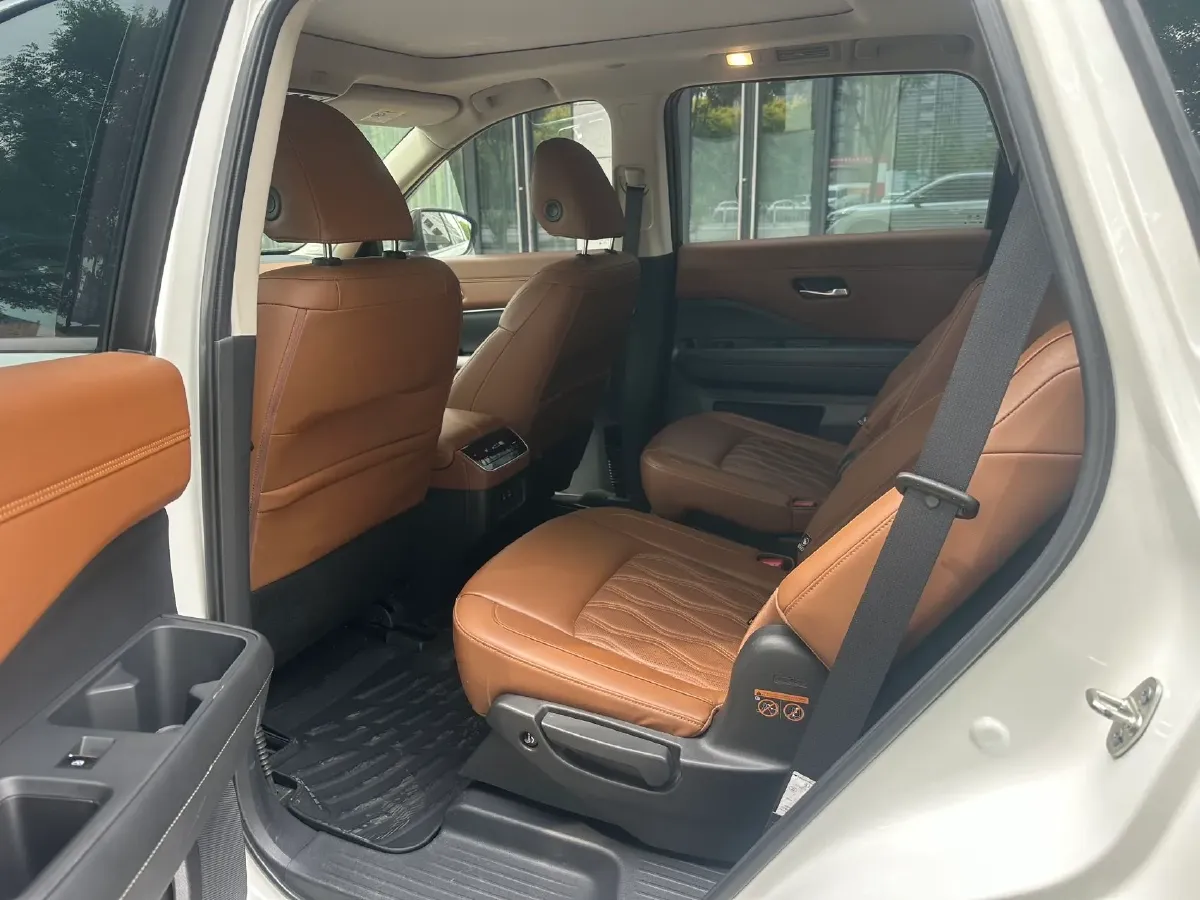 2024 Nissan Pathfinder 2.0T 252HP L4 9AT,autocango,china used car exporter,china ev exporter,chinese used car exporter,chinese used ev exporter