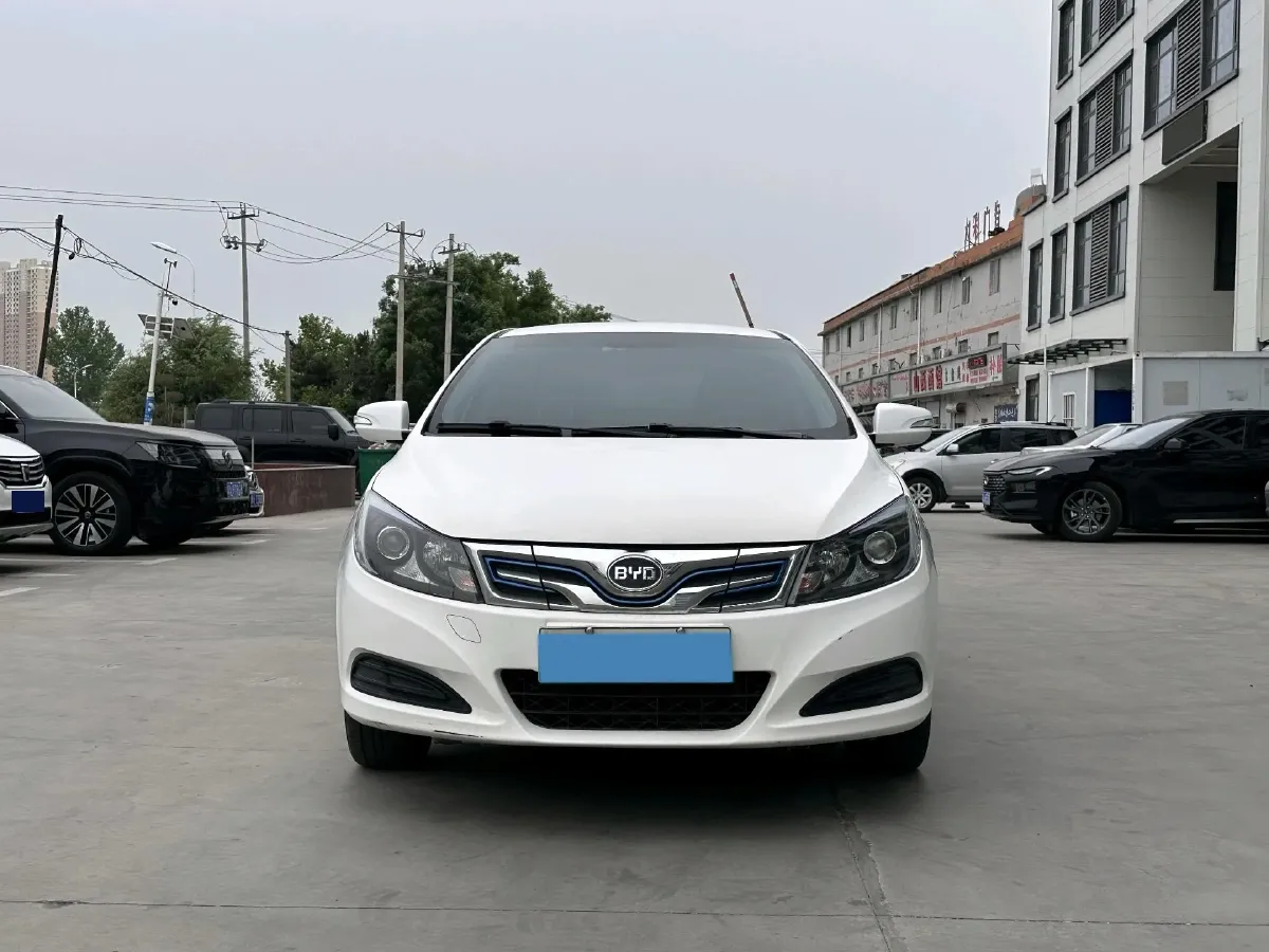 2018 BYD e5 BEV 60.48KWH,autocango,china used car exporter,china ev exporter,chinese used car exporter,chinese used ev exporter