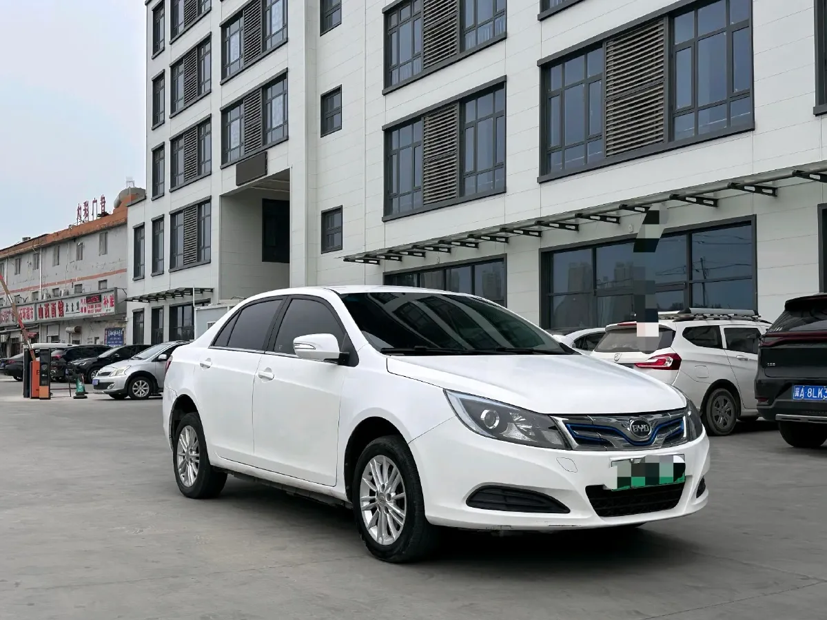 2018 BYD e5 BEV 60.48KWH,autocango,china used car exporter,china ev exporter,chinese used car exporter,chinese used ev exporter