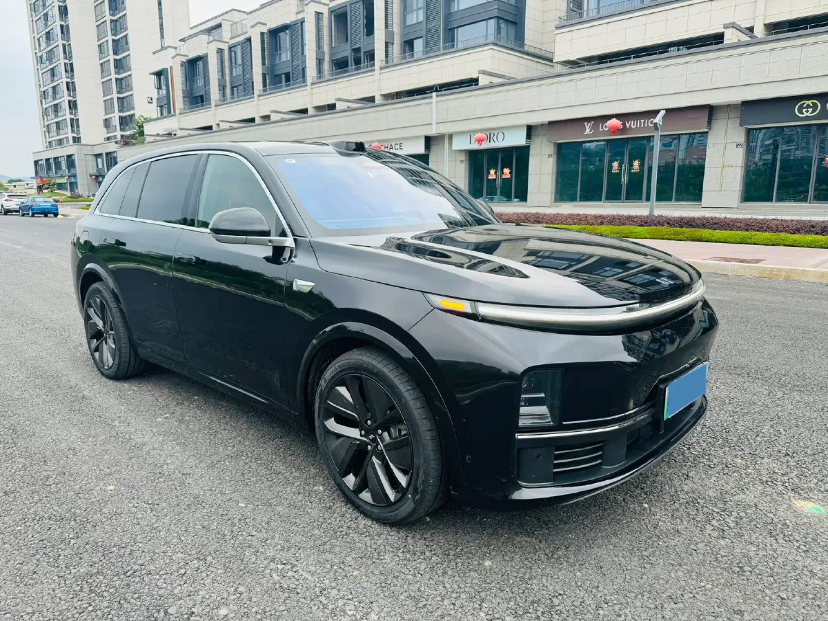 2023 Li L7 Range Extended 154HP REEV 40.9KWH,autocango,china used car exporter,china ev exporter,chinese used car exporter,chinese used ev exporter
