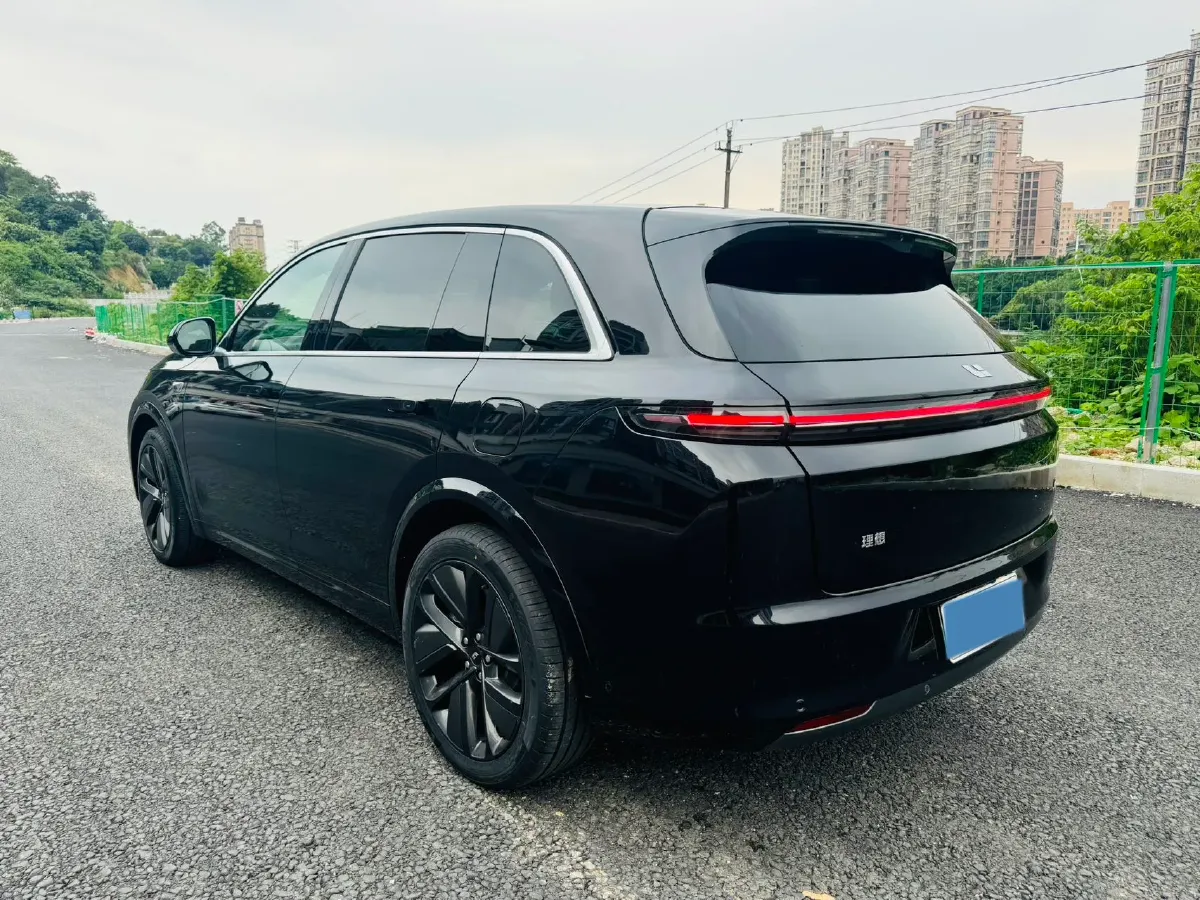 2023 Li L7 Range Extended 154HP REEV 40.9KWH,autocango,china used car exporter,china ev exporter,chinese used car exporter,chinese used ev exporter