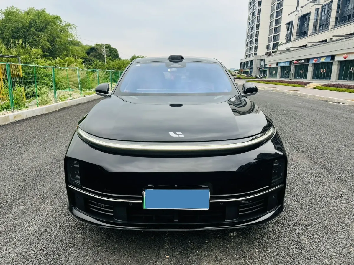 2023 Li L7 Range Extended 154HP REEV 40.9KWH,autocango,china used car exporter,china ev exporter,chinese used car exporter,chinese used ev exporter