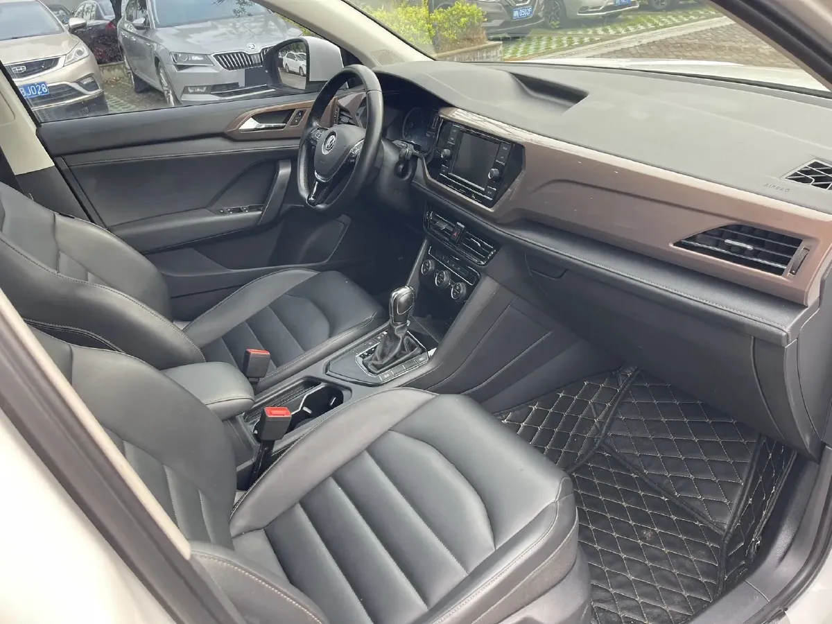 2020 Volkswagen Tharu 1.4T 150HP L4 7DCT,autocango,china used car exporter,china ev exporter,chinese used car exporter,chinese used ev exporter