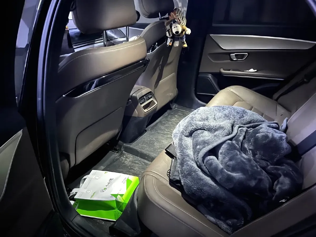 2021 BYD Han BEV 64.8KWH,autocango,china used car exporter,china ev exporter,chinese used car exporter,chinese used ev exporter