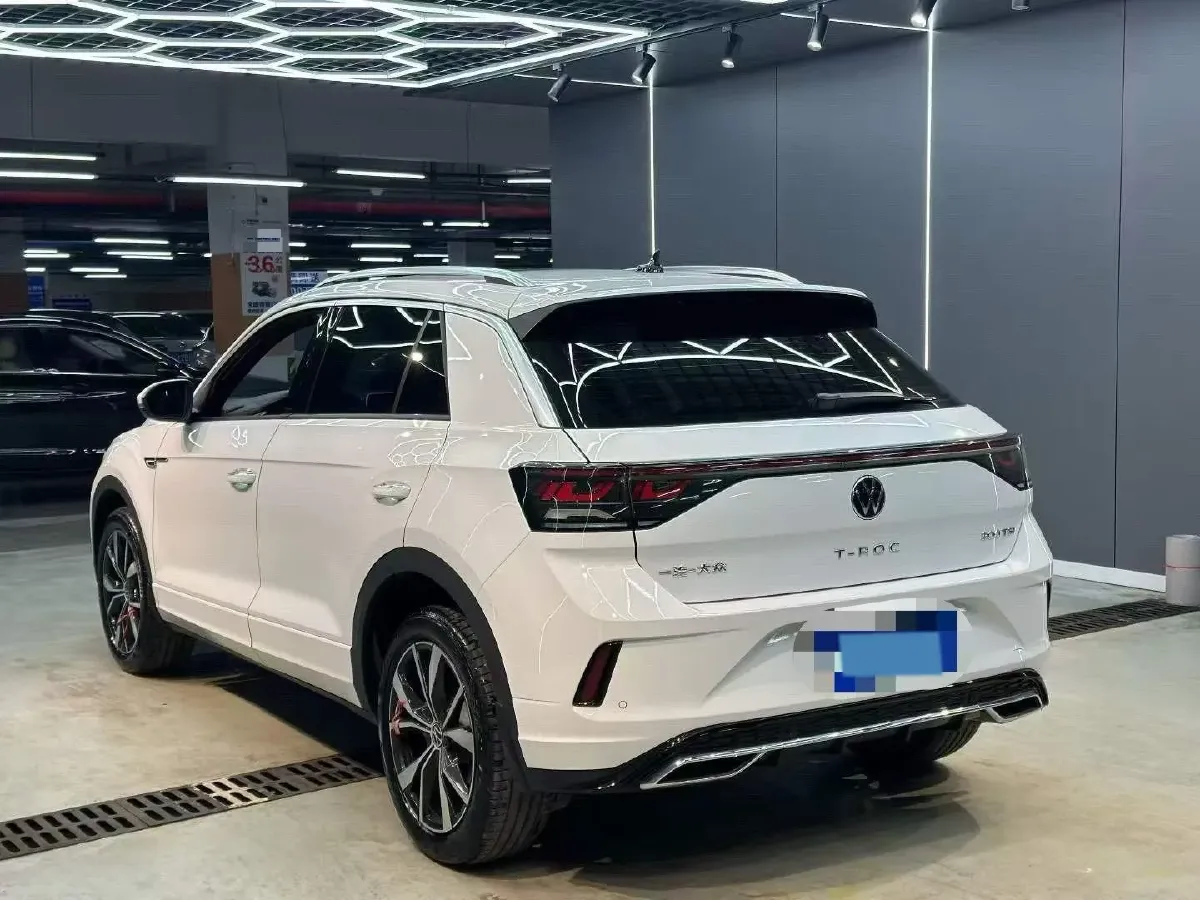 2025 Volkswagen T-Roc 1.5T 160HP L4 7DCT,autocango,china used car exporter,china ev exporter,chinese used car exporter,chinese used ev exporter