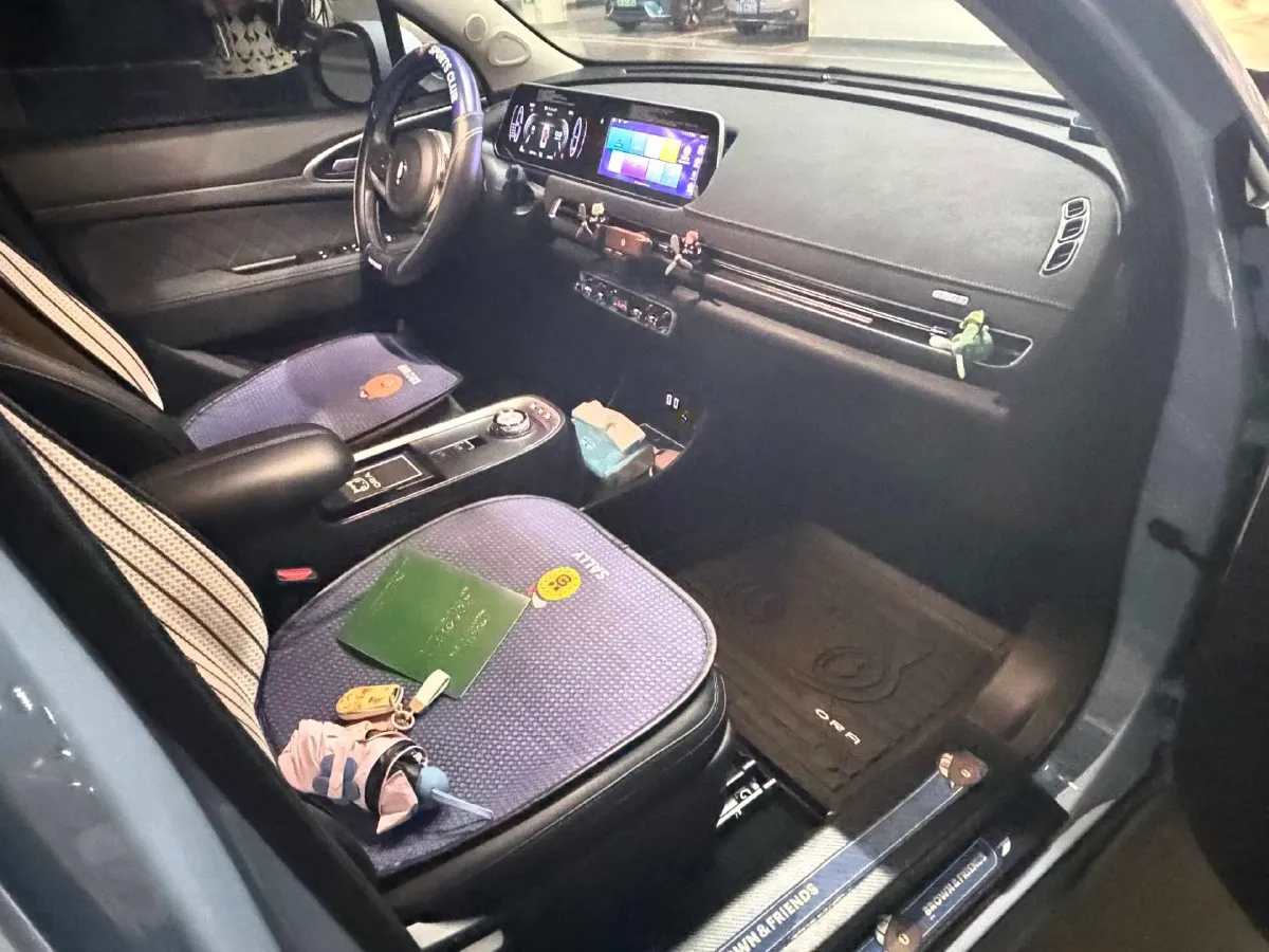 2022 ChangAn Oshan X7 Plus 1.5T 188HP L4 7DCT,autocango,china used car exporter,china ev exporter,chinese used car exporter,chinese used ev exporter