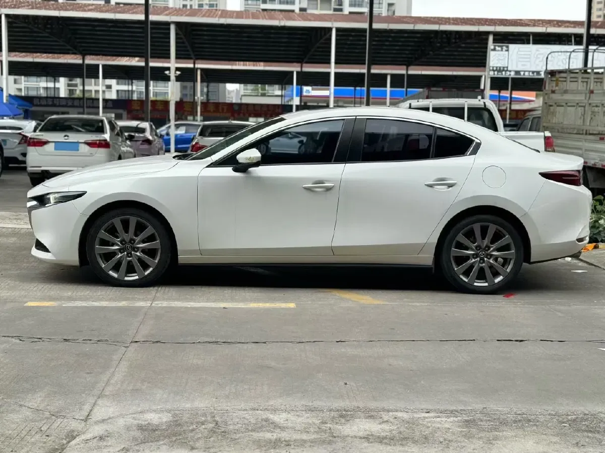 2022 Mazda 3 Axela 2.0L 158HP L4 6AT,autocango,china used car exporter,china ev exporter,chinese used car exporter,chinese used ev exporter