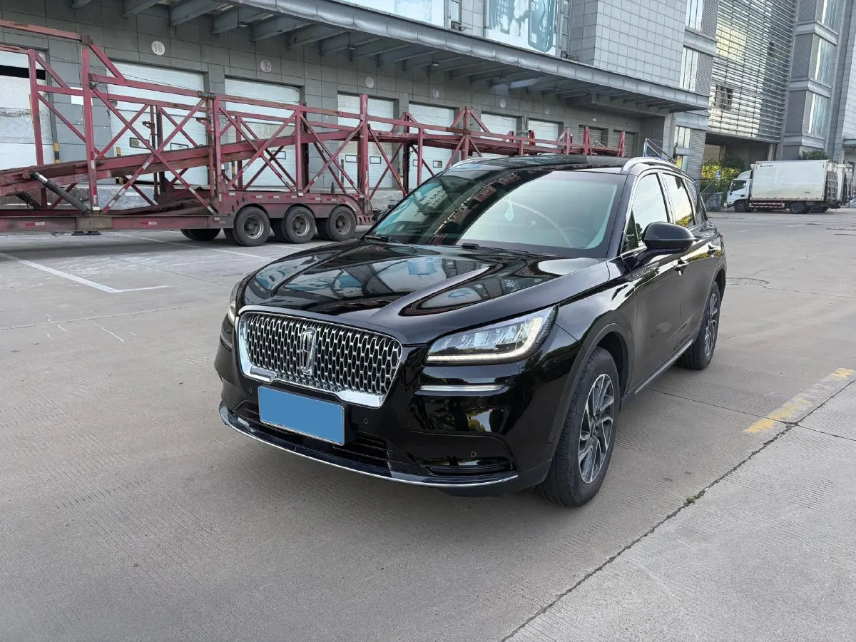 2021 Lincoln Corsair 2.0T 245HP L4 8AT,autocango,china used car exporter,china ev exporter,chinese used car exporter,chinese used ev exporter