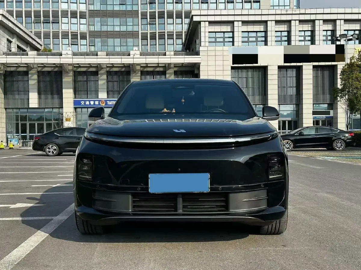 2024 Li L6 Range Extended 154HP L4 REEV 36.8KWH,autocango,china used car exporter,china ev exporter,chinese used car exporter,chinese used ev exporter