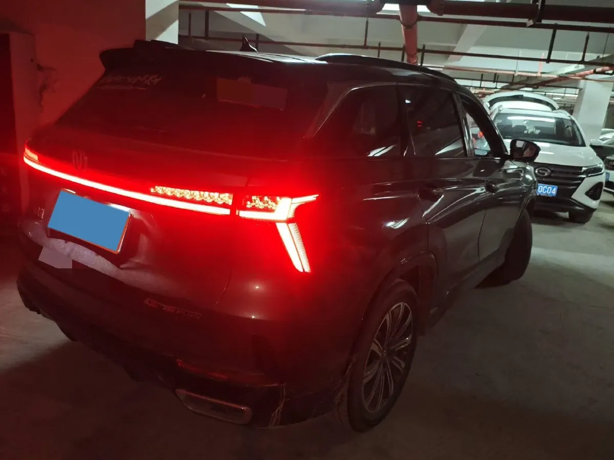 2024 ChangAn CS75 Plus 2.0T 233HP L4 8AT,autocango,china used car exporter,china ev exporter,chinese used car exporter,chinese used ev exporter