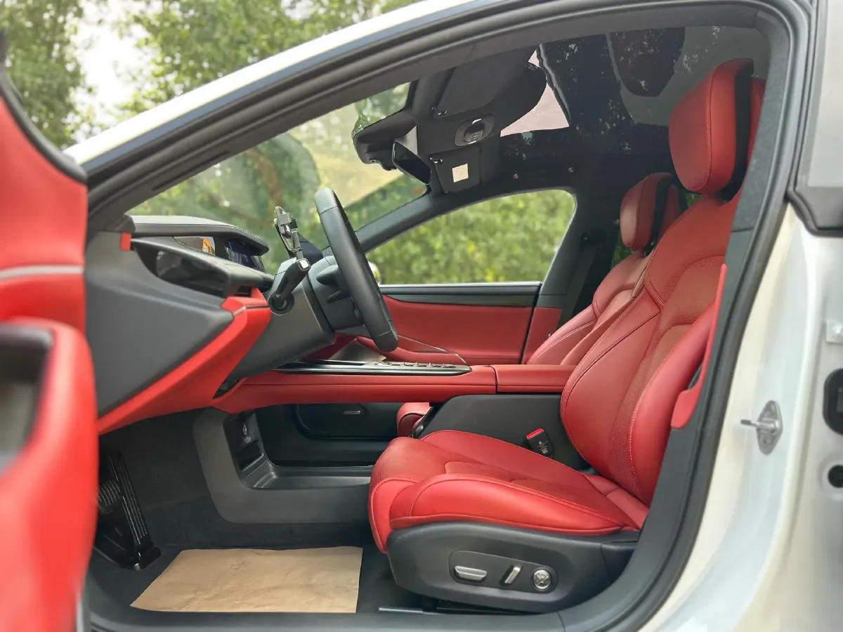 2024 MI SU7 BEV 94.3KWH,autocango,china used car exporter,china ev exporter,chinese used car exporter,chinese used ev exporter