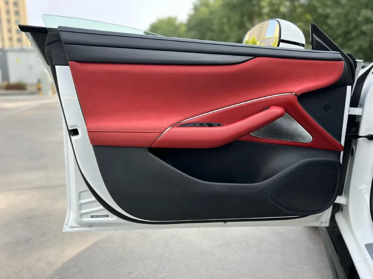 2024 MI SU7 BEV 94.3KWH,autocango,china used car exporter,china ev exporter,chinese used car exporter,chinese used ev exporter