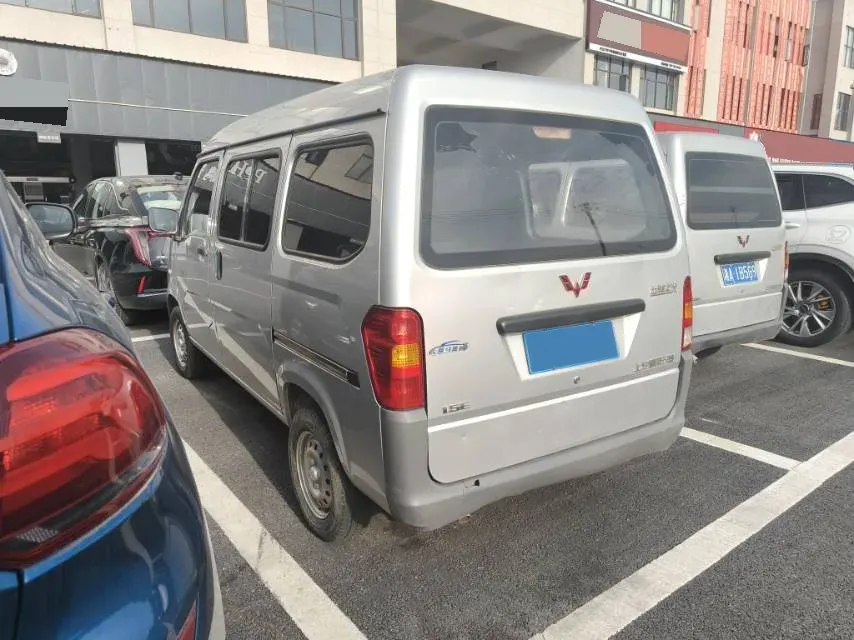 2023 WuLing ZhiGuang 1.5L 102HP L4 5MT,autocango,china used car exporter,china ev exporter,chinese used car exporter,chinese used ev exporter