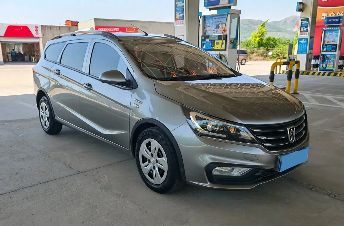 2017 BaoJun 310W 1.5L 112HP L4 6MT,autocango,china used car exporter,china ev exporter,chinese used car exporter,chinese used ev exporter