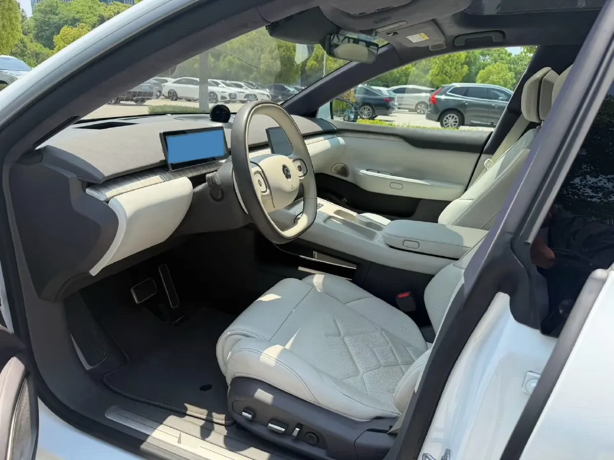 2021 Volkswagen ID.6 Crozz BEV 84.8KWH,autocango,china used car exporter,china ev exporter,chinese used car exporter,chinese used ev exporter