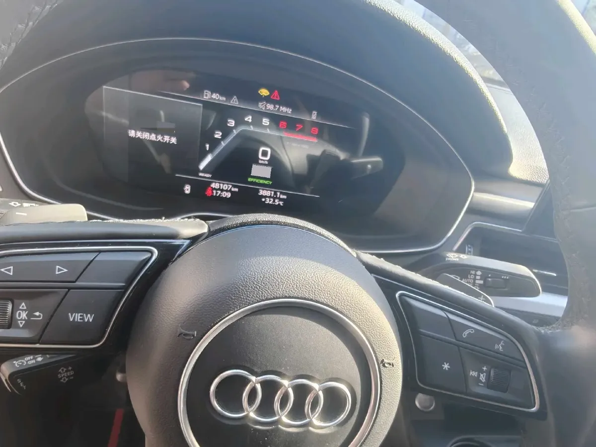 2022 Audi A4L 2.0T 190HP L4 7DCT,autocango,china used car exporter,china ev exporter,chinese used car exporter,chinese used ev exporter