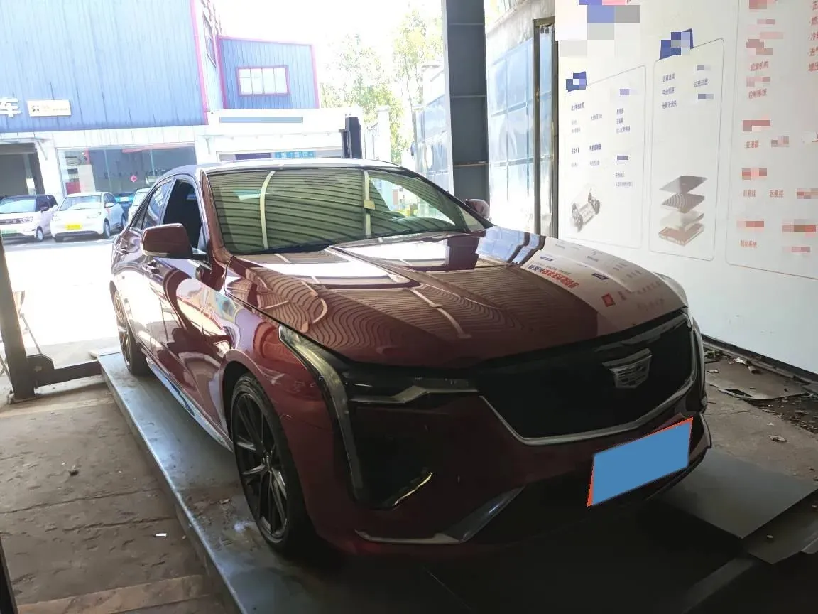 2020 Cadillac XT4 2.0T 241HP L4 9AT,autocango,china used car exporter,china ev exporter,chinese used car exporter,chinese used ev exporter