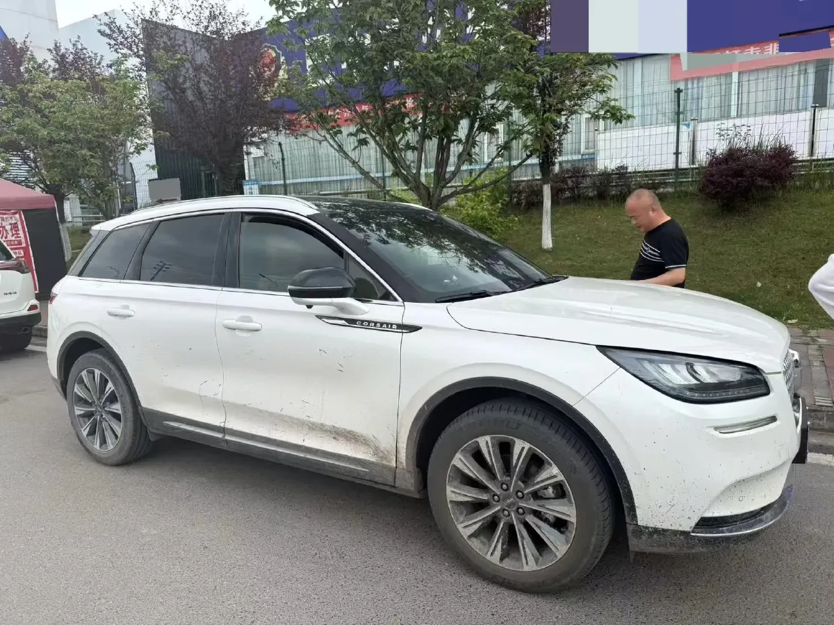 2022 Lincoln Corsair 2.0T 245HP L4 8AT,autocango,china used car exporter,china ev exporter,chinese used car exporter,chinese used ev exporter