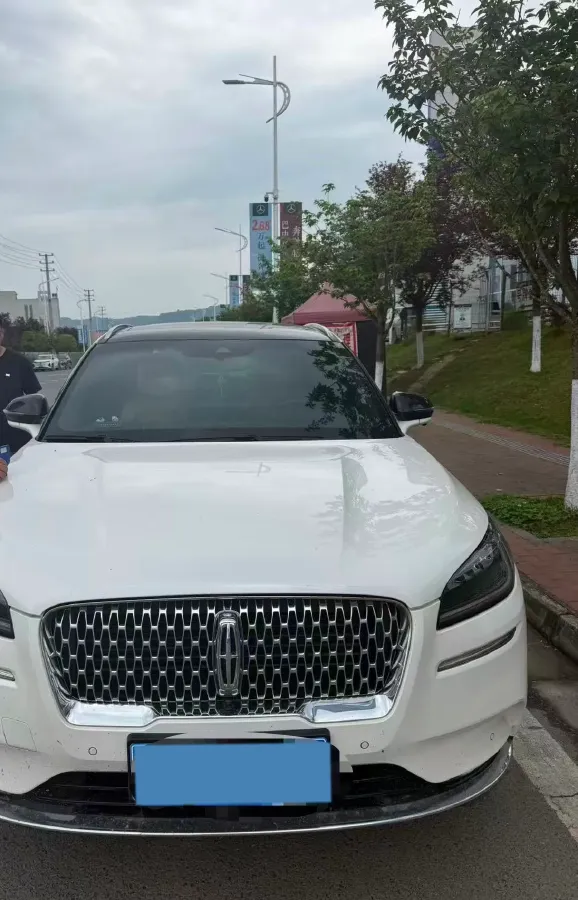 2022 Lincoln Corsair 2.0T 245HP L4 8AT,autocango,china used car exporter,china ev exporter,chinese used car exporter,chinese used ev exporter