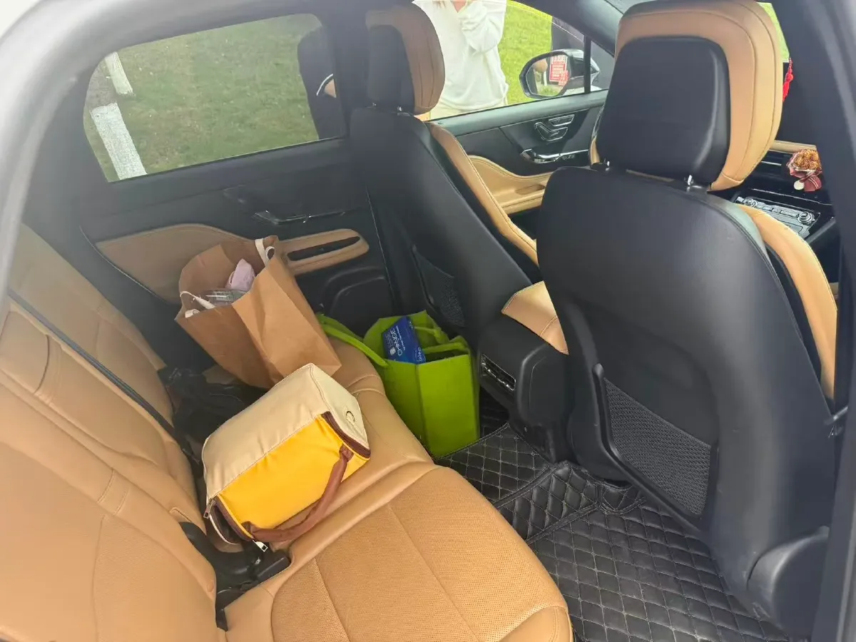 2022 Lincoln Corsair 2.0T 245HP L4 8AT,autocango,china used car exporter,china ev exporter,chinese used car exporter,chinese used ev exporter