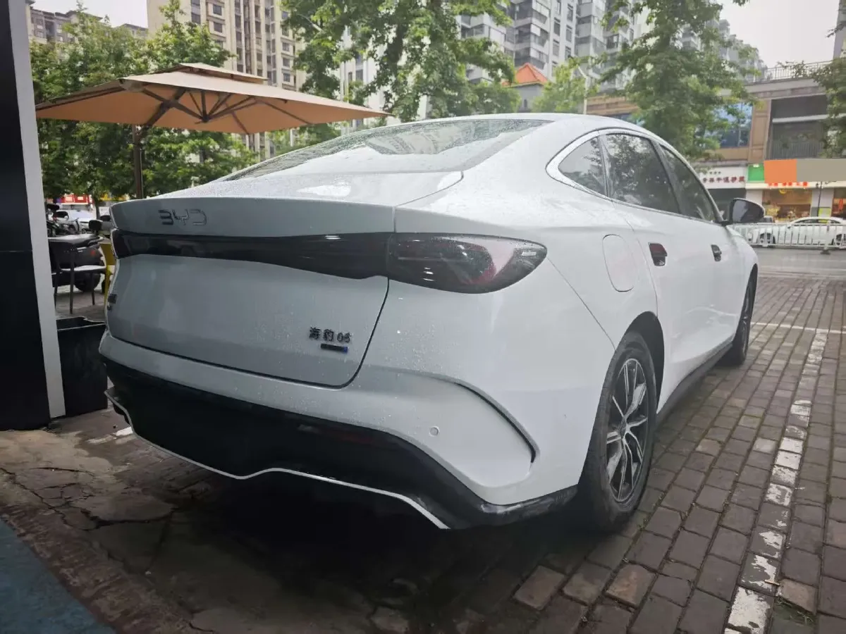 2024 BYD Seal 06 1.5L 101HP L4 E-CVT PHEV 15.87KWH,autocango,china used car exporter,china ev exporter,chinese used car exporter,chinese used ev exporter