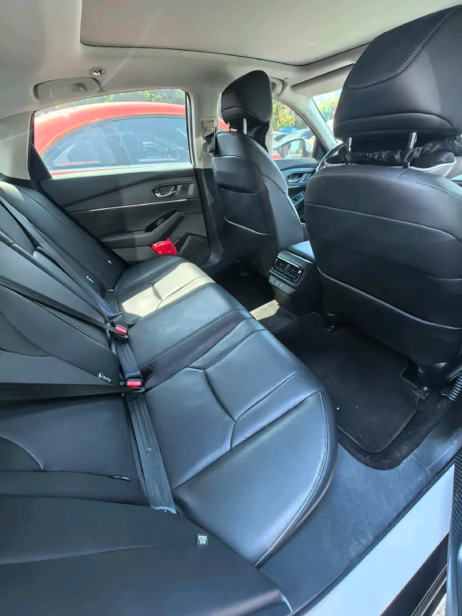 2023 Honda Accord 1.5T 192HP L4 CVT,autocango,china used car exporter,china ev exporter,chinese used car exporter,chinese used ev exporter