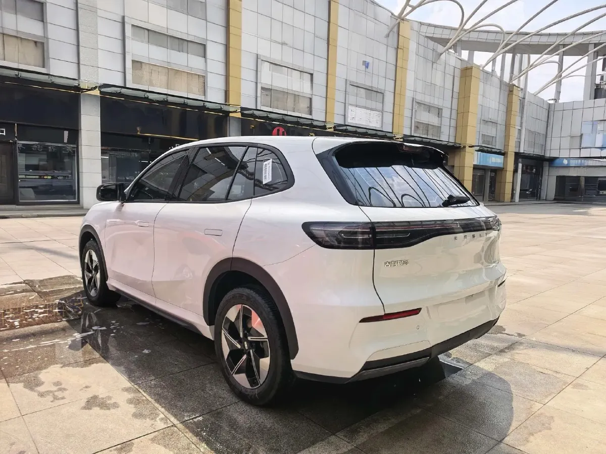 2024 LanDian E5 1.5L 110HP L4 E-CVT PHEV 17.52KWH,autocango,china used car exporter,china ev exporter,chinese used car exporter,chinese used ev exporter