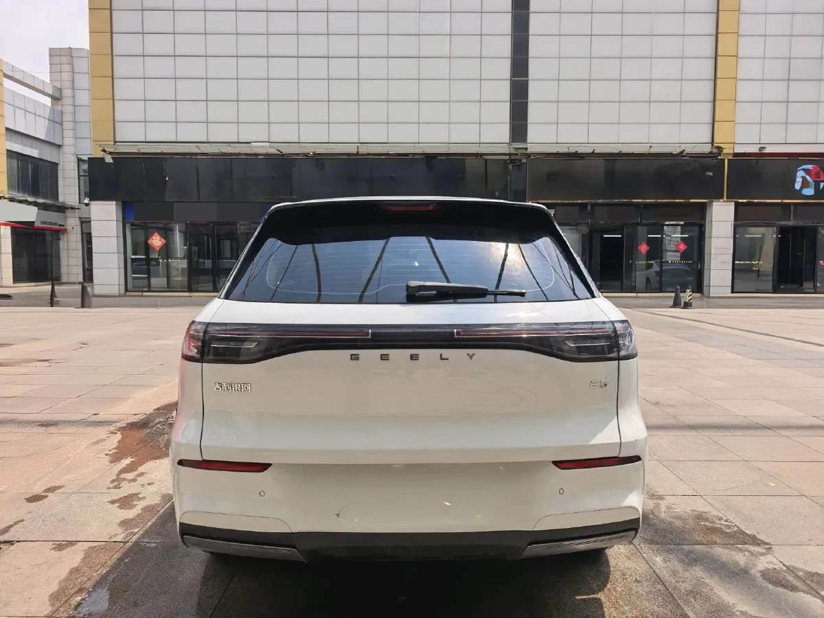 2024 LanDian E5 1.5L 110HP L4 E-CVT PHEV 17.52KWH,autocango,china used car exporter,china ev exporter,chinese used car exporter,chinese used ev exporter