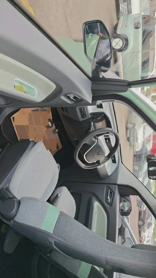 2022 WuLing HongGuang MINI EV BEV 9KWH,autocango,china used car exporter,china ev exporter,chinese used car exporter,chinese used ev exporter