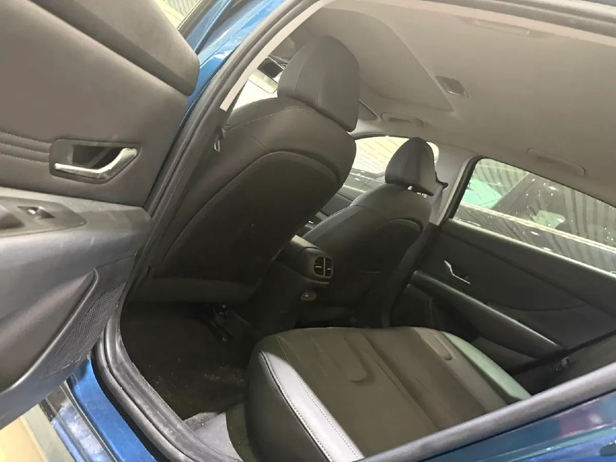 2021 Hyundai Elantra 1.5L 115HP L4 CVT,autocango,china used car exporter,china ev exporter,chinese used car exporter,chinese used ev exporter
