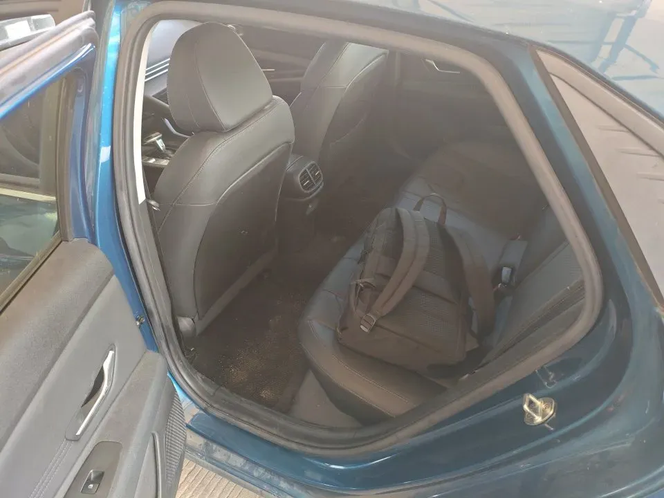 2021 Hyundai Elantra 1.5L 115HP L4 CVT,autocango,china used car exporter,china ev exporter,chinese used car exporter,chinese used ev exporter