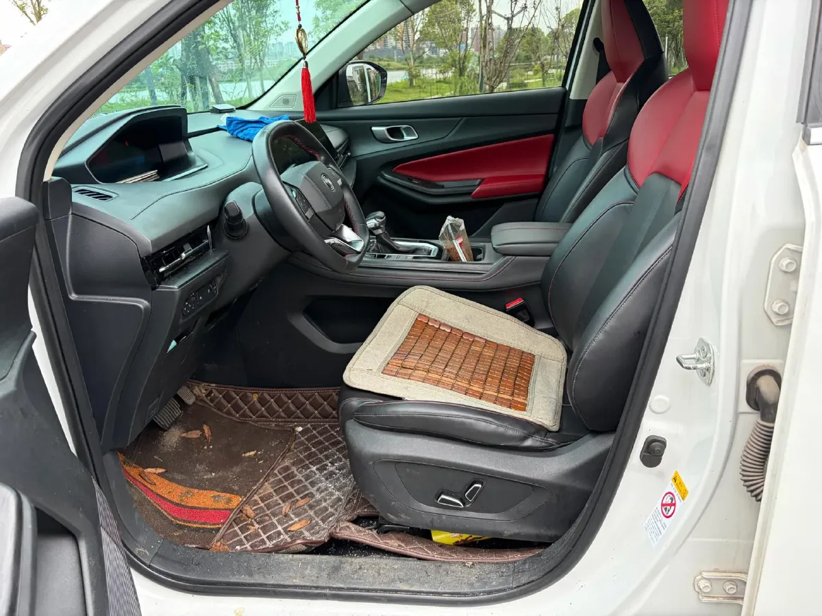 2022 ChangAn CS55 Plus 1.5T 180HP L4 7DCT,autocango,china used car exporter,china ev exporter,chinese used car exporter,chinese used ev exporter