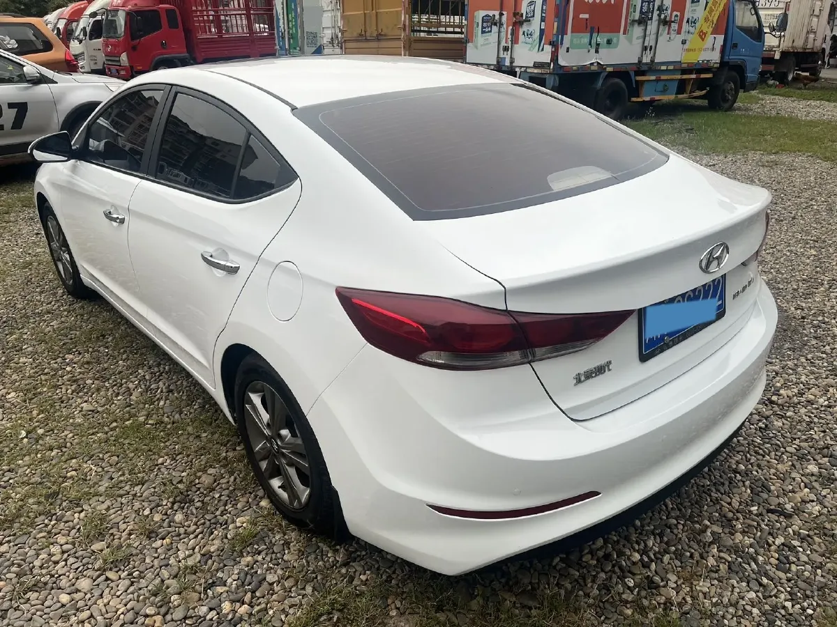 2016 Hyundai Elantra 1.6L 128HP L4 6MT,autocango,china used car exporter,china ev exporter,chinese used car exporter,chinese used ev exporter