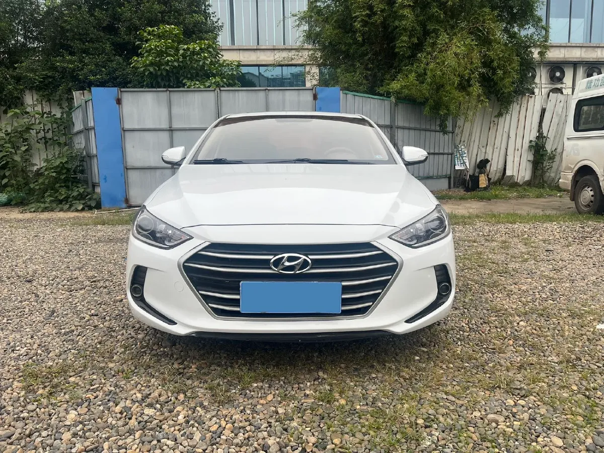 2016 Hyundai Elantra 1.6L 128HP L4 6MT,autocango,china used car exporter,china ev exporter,chinese used car exporter,chinese used ev exporter