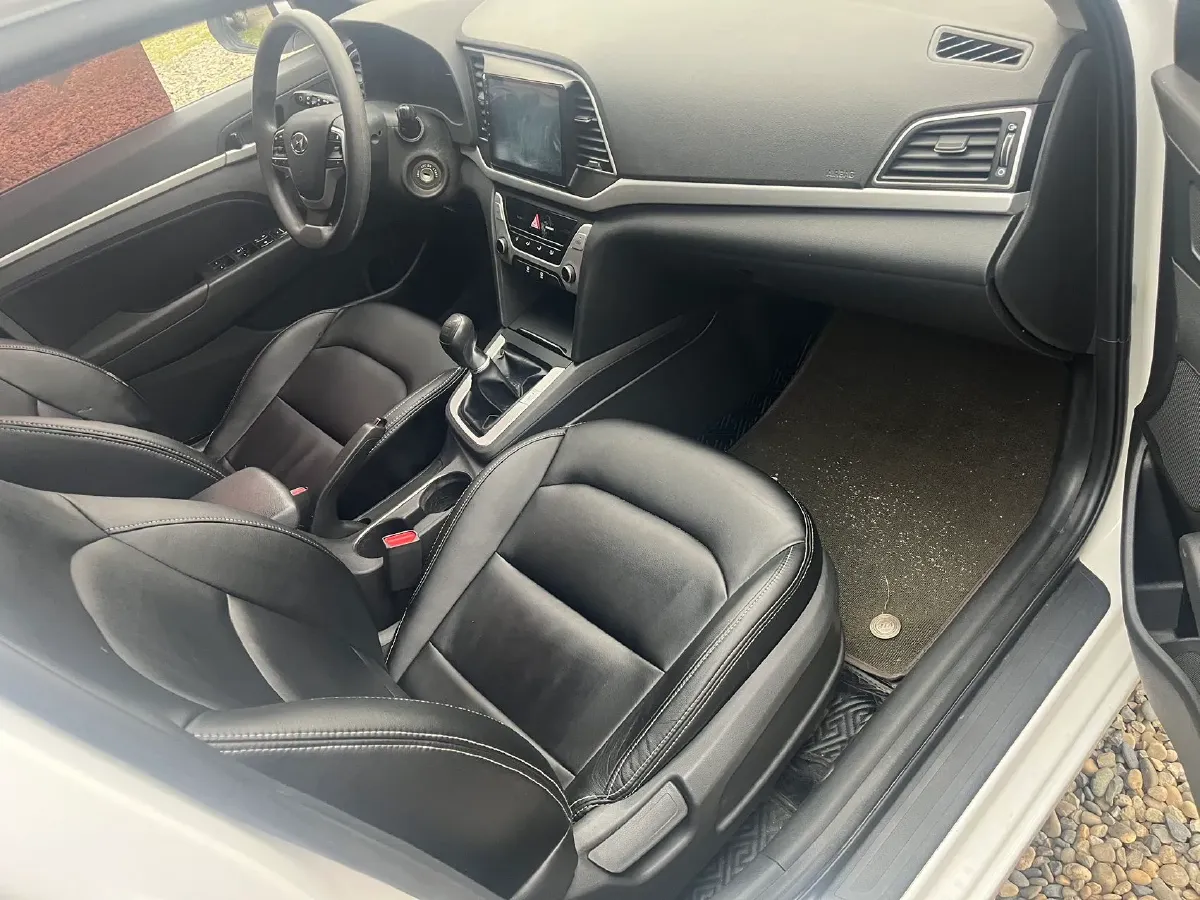 2016 Hyundai Elantra 1.6L 128HP L4 6MT,autocango,china used car exporter,china ev exporter,chinese used car exporter,chinese used ev exporter