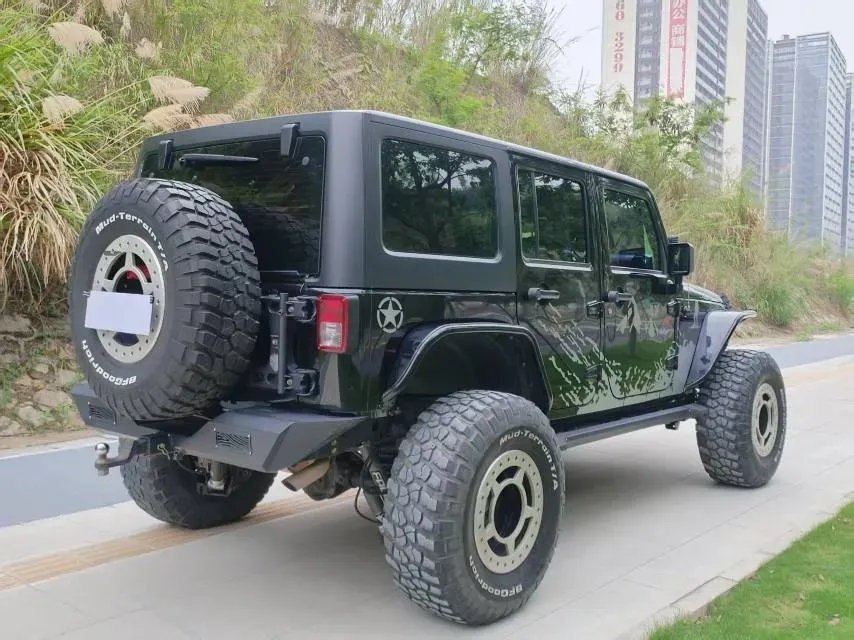 2017 Jeep Wrangler 3.6L 284HP V6 5AT,autocango,china used car exporter,china ev exporter,chinese used car exporter,chinese used ev exporter