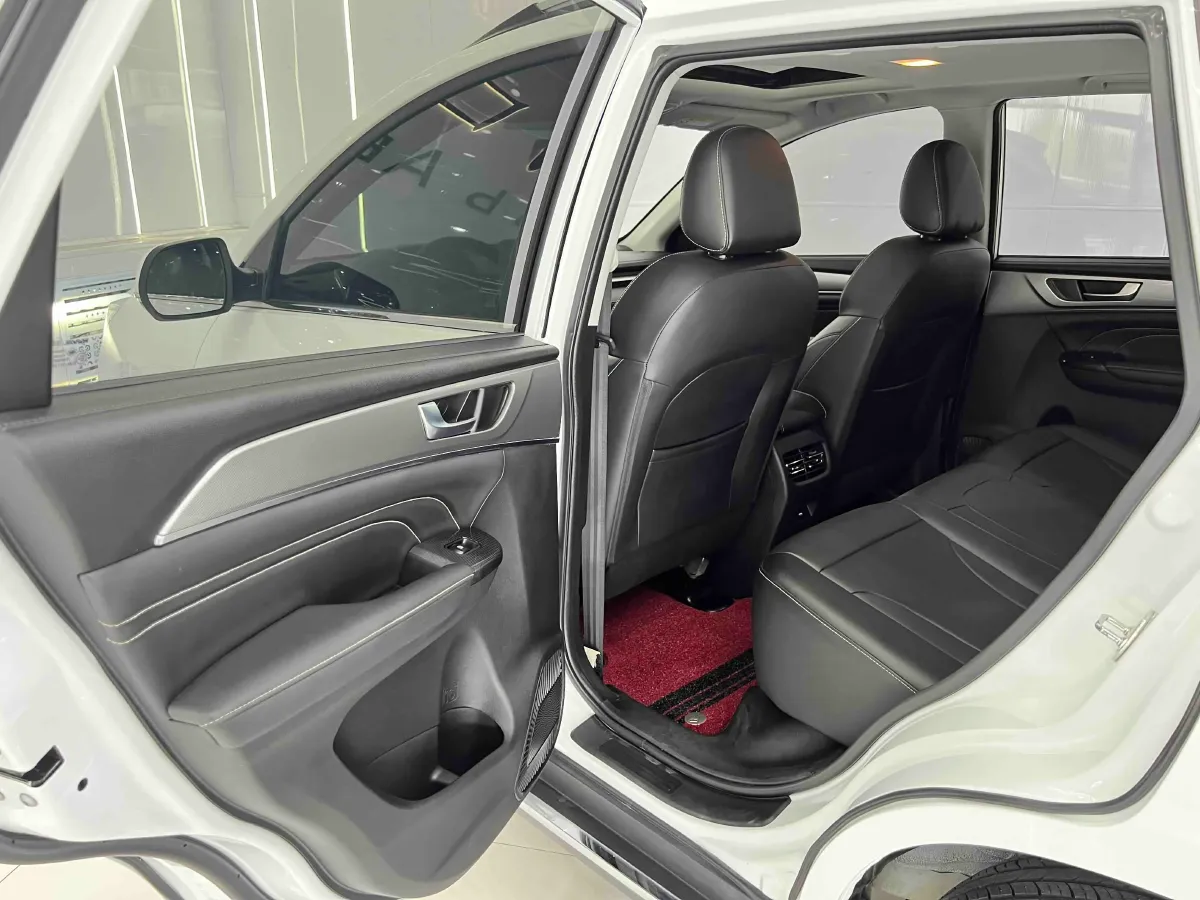 2021 Haval M6 1.5T 150HP L4 7DCT,autocango,china used car exporter,china ev exporter,chinese used car exporter,chinese used ev exporter