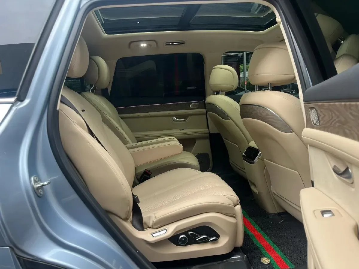 2022 Volvo S60 2.0T 197HP L4 8AT,autocango,china used car exporter,china ev exporter,chinese used car exporter,chinese used ev exporter