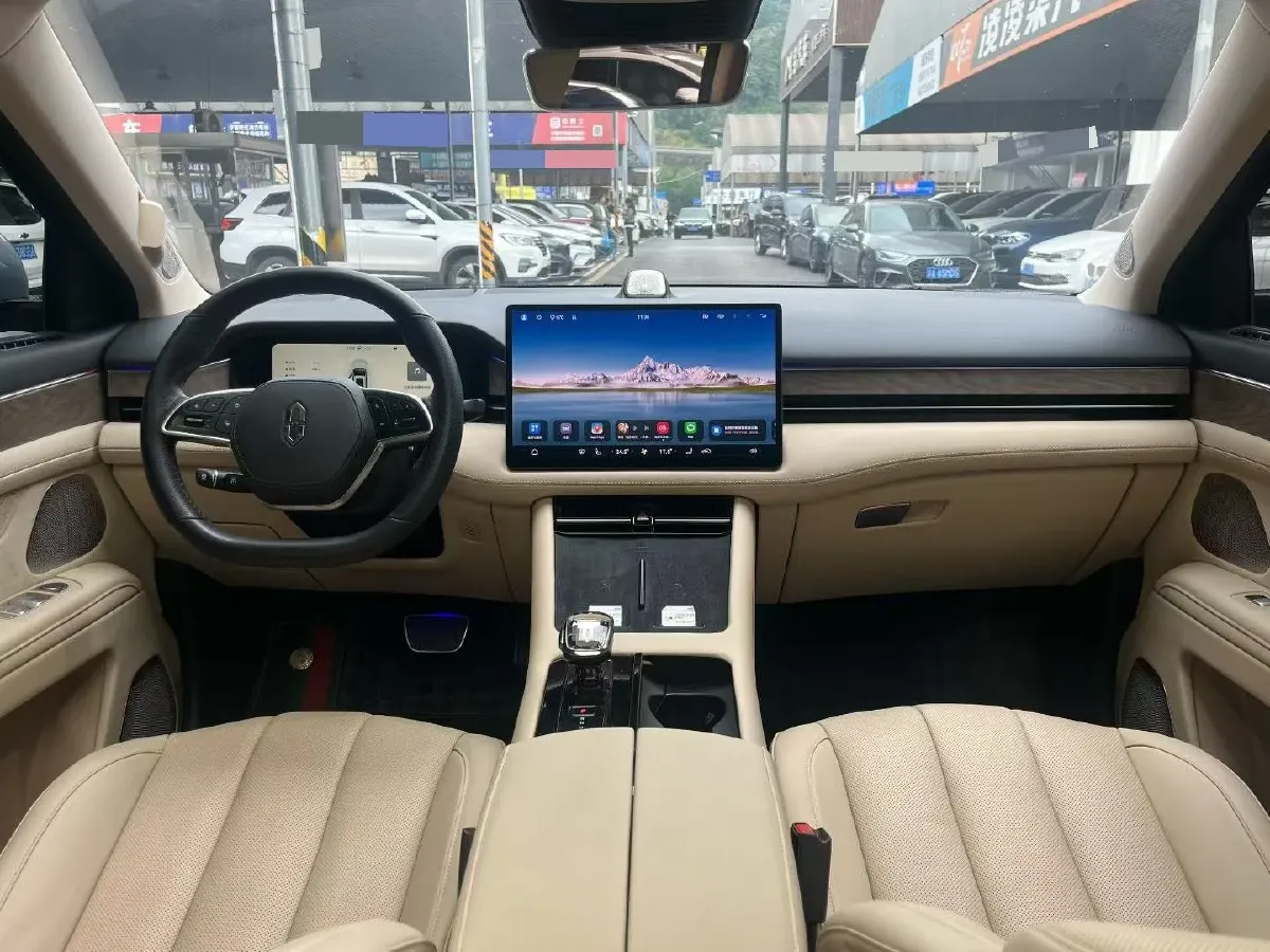 2022 Volvo S60 2.0T 197HP L4 8AT,autocango,china used car exporter,china ev exporter,chinese used car exporter,chinese used ev exporter