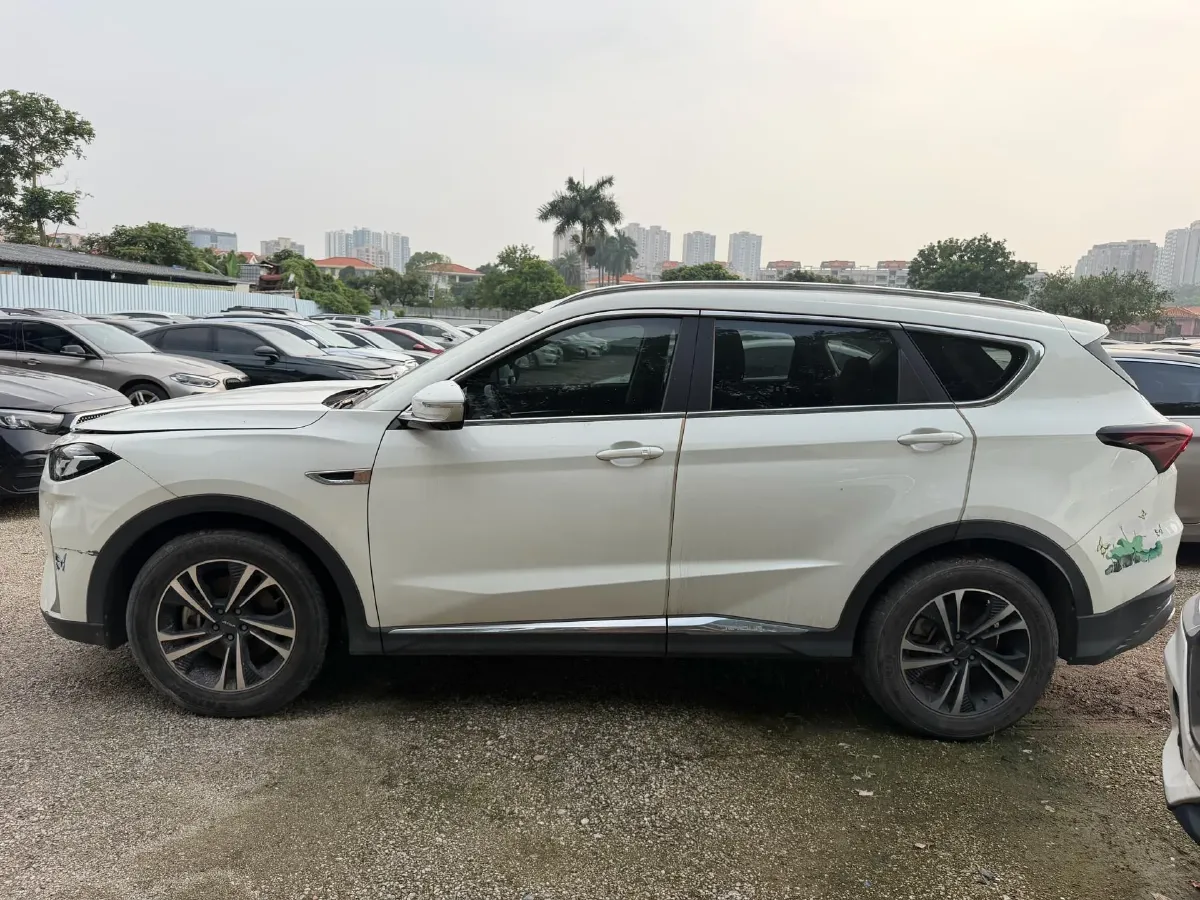 2021 Jetour X70 Plus 1.6T 197HP L4 7DCT,autocango,china used car exporter,china ev exporter,chinese used car exporter,chinese used ev exporter