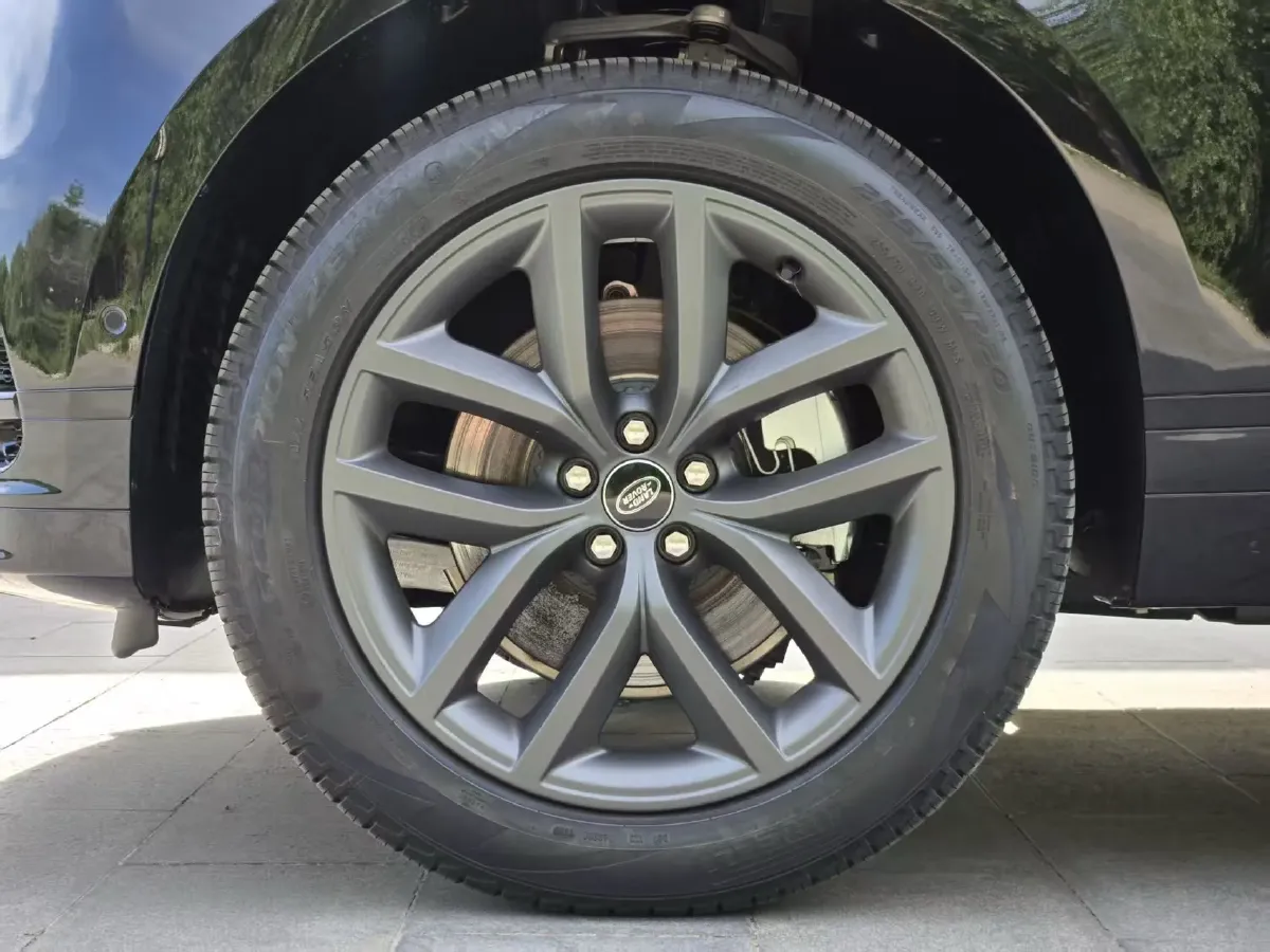 2026 Land Rover Range Rover Velar 2.0T 250HP L4 8AT,autocango,china used car exporter,china ev exporter,chinese used car exporter,chinese used ev exporter