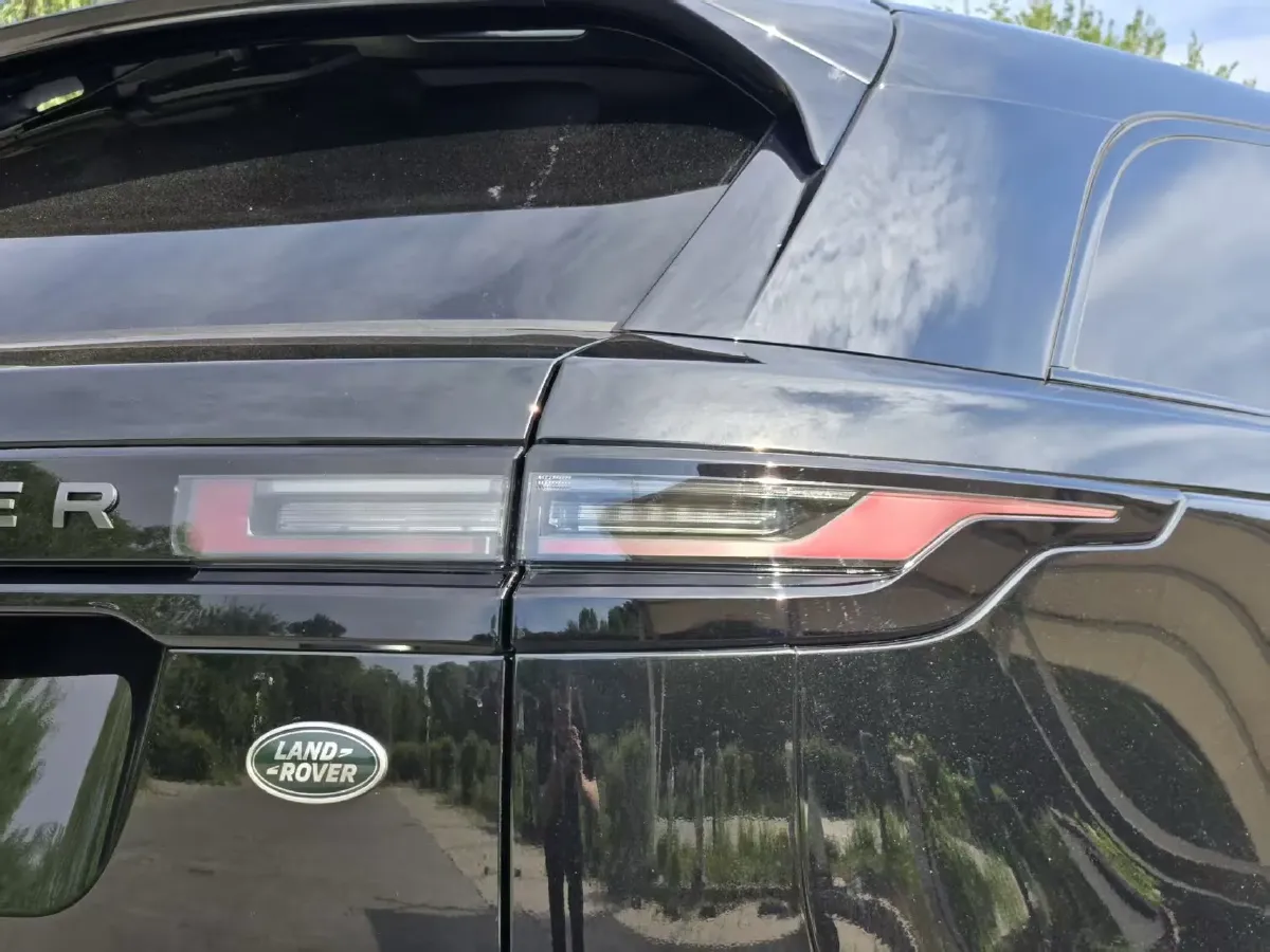 2026 Land Rover Range Rover Velar 2.0T 250HP L4 8AT,autocango,china used car exporter,china ev exporter,chinese used car exporter,chinese used ev exporter