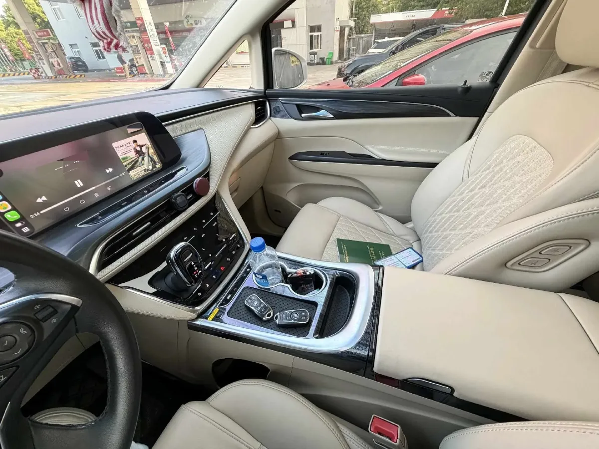 2023 Buick GL8 2.0T 237HP L4 9AT,autocango,china used car exporter,china ev exporter,chinese used car exporter,chinese used ev exporter
