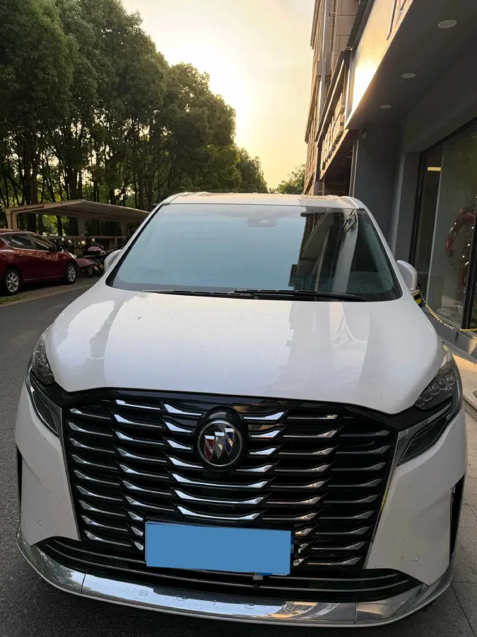2023 Buick GL8 2.0T 237HP L4 9AT,autocango,china used car exporter,china ev exporter,chinese used car exporter,chinese used ev exporter