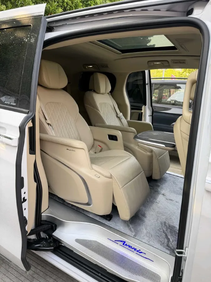 2023 Buick GL8 2.0T 237HP L4 9AT,autocango,china used car exporter,china ev exporter,chinese used car exporter,chinese used ev exporter