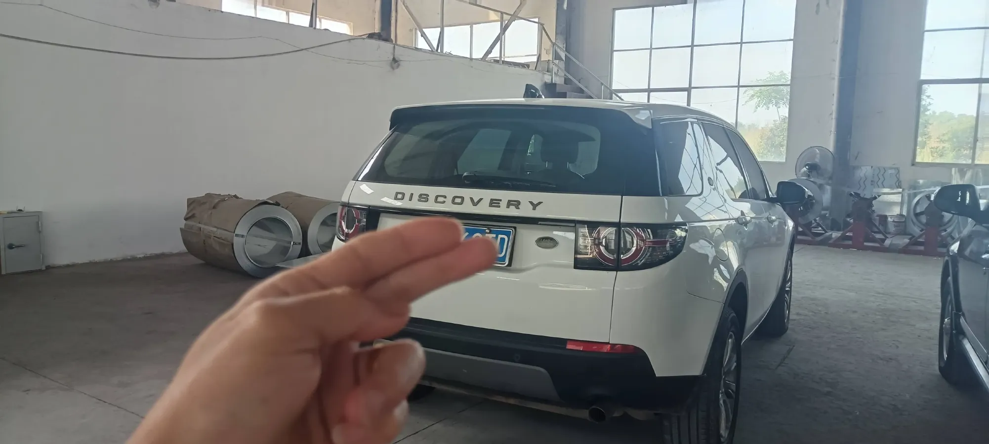 2018 Land Rover Discovery Sport 2.0T 241HP L4 9AT,autocango,china used car exporter,china ev exporter,chinese used car exporter,chinese used ev exporter